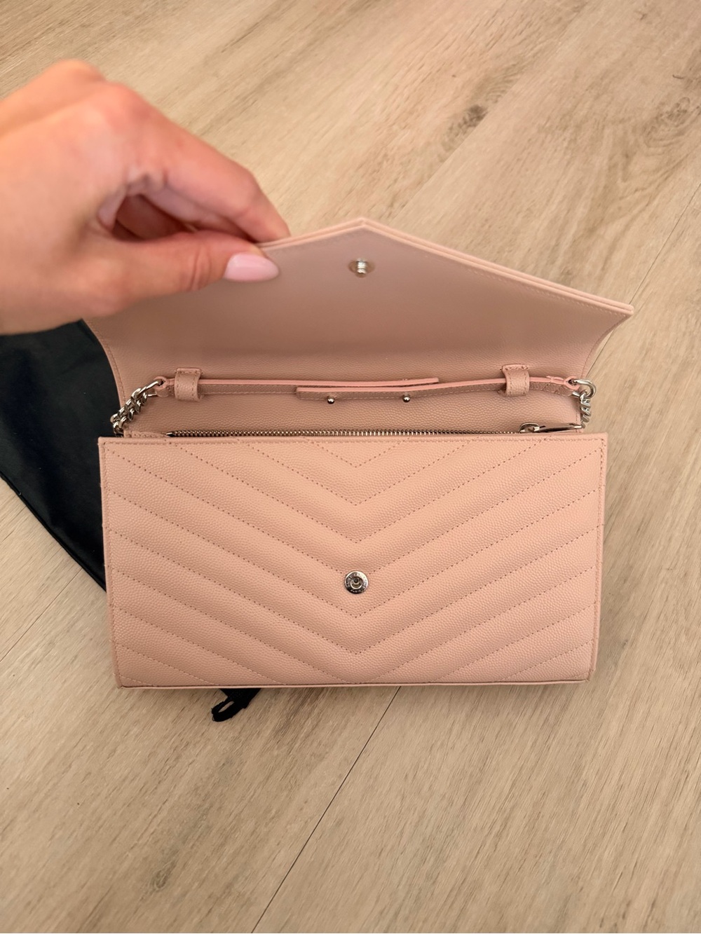 LIKE NEW YSL Saint Laurent monogram chain wallet blush pink - Picture 4 of 8
